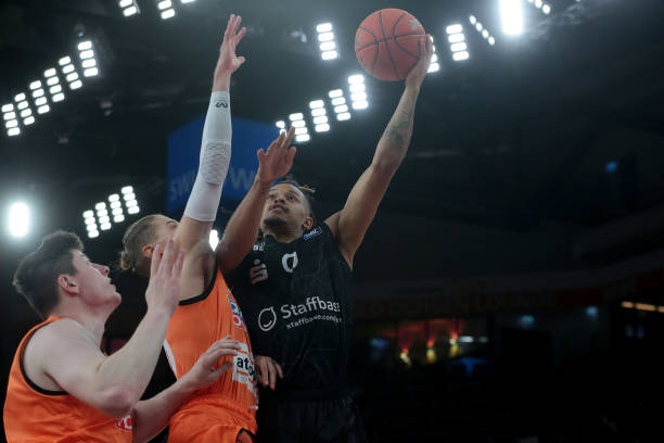 突袭者原计 突袭者原计