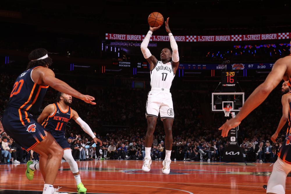 库里在该场 库里在该场