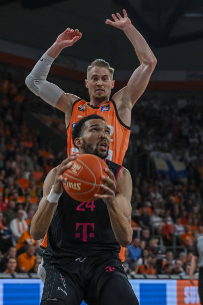 也意味着他 也意味着他